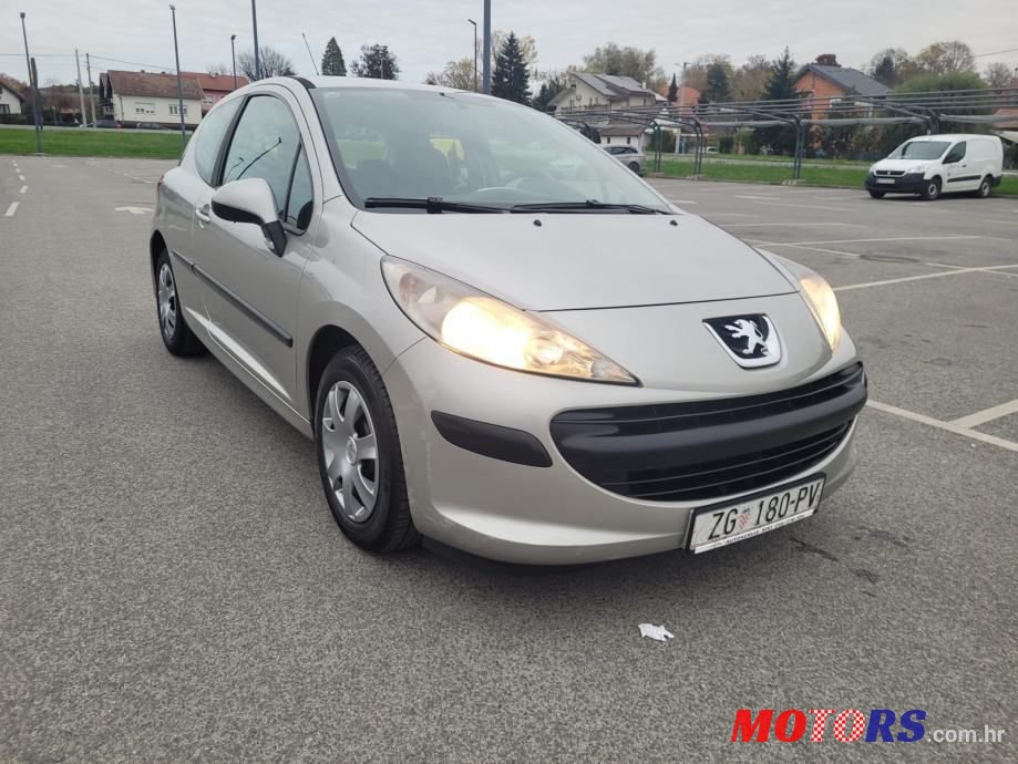 2006' Peugeot 207 1,4 Hdi photo #3