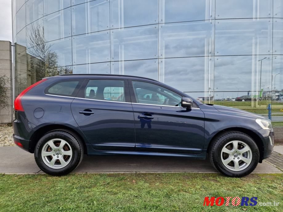 2013' Volvo XC60 Fwd D4 photo #6