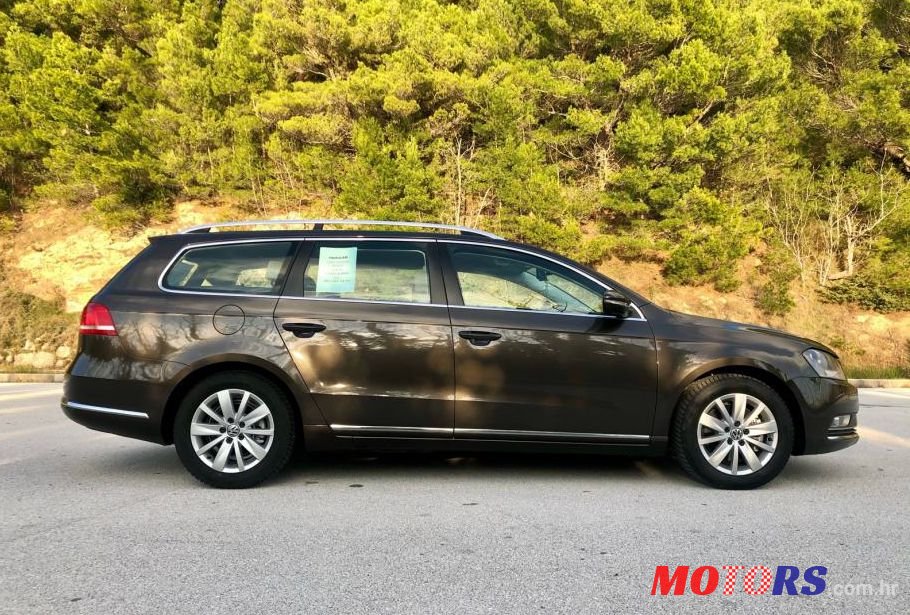 2012' Volkswagen Passat Variant 1,6 Tdi Bmt photo #1