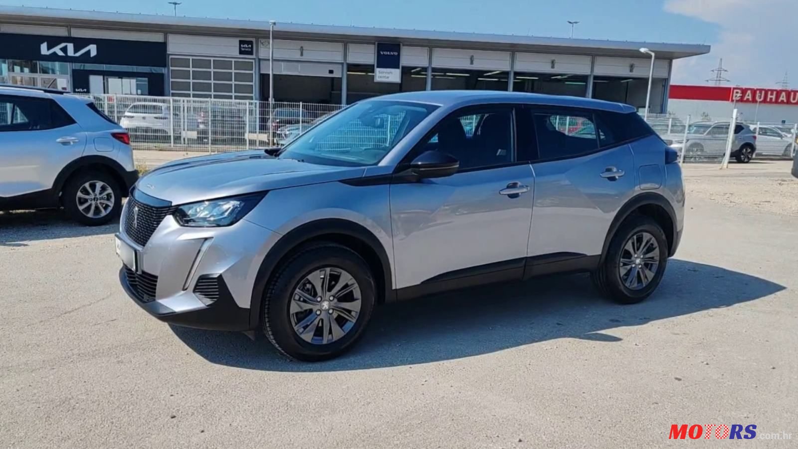 2022' Peugeot 2008 photo #6