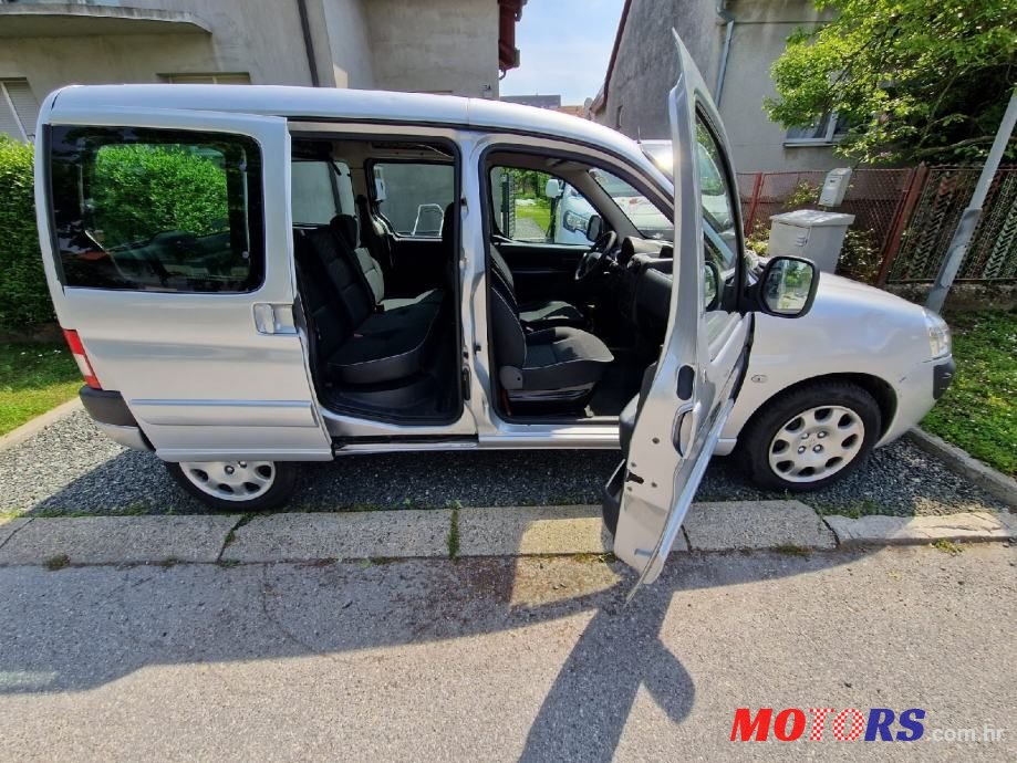 2008' Peugeot Partner 1,6 Hdi photo #1