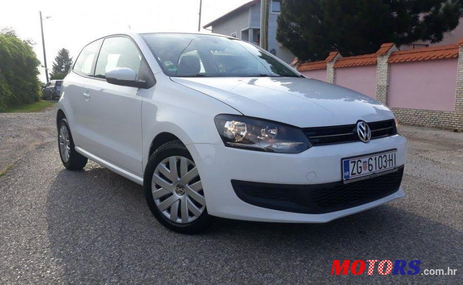 2014' Volkswagen Polo 1,6 Tdi photo #1