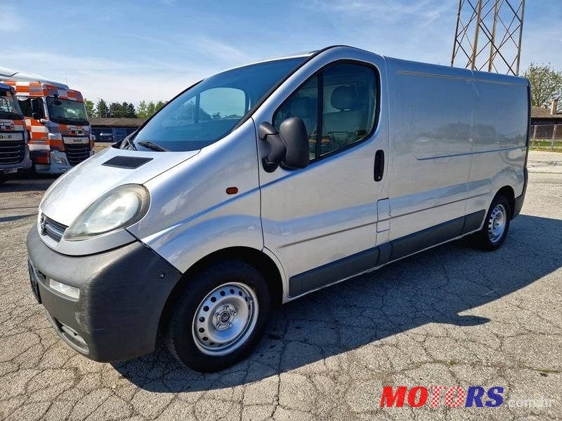 2005' Opel Vivaro Lwb 1,9 Dti 2,9 T photo #1