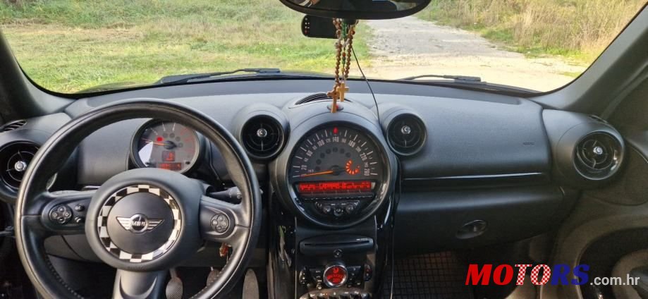 2015' MINI Countryman Cooper D All4 photo #5