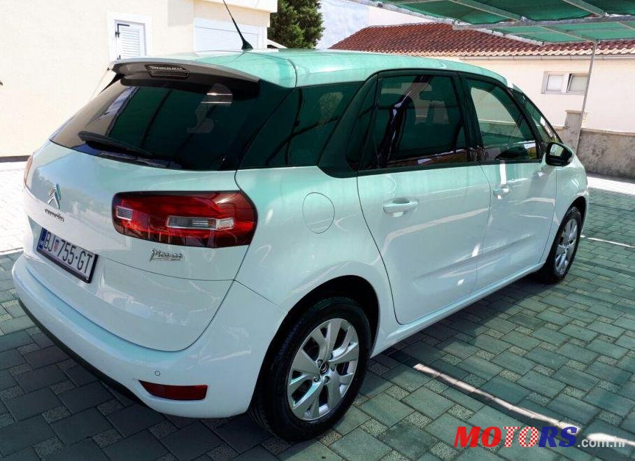 2013' Citroen C4 Picasso photo #2
