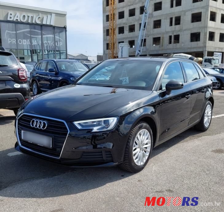 2018' Audi A3 Sportback photo #1