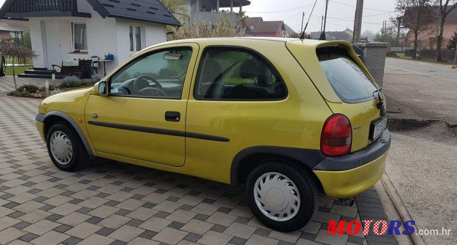 1998' Opel Corsa Sport 1,4 I 16V photo #2