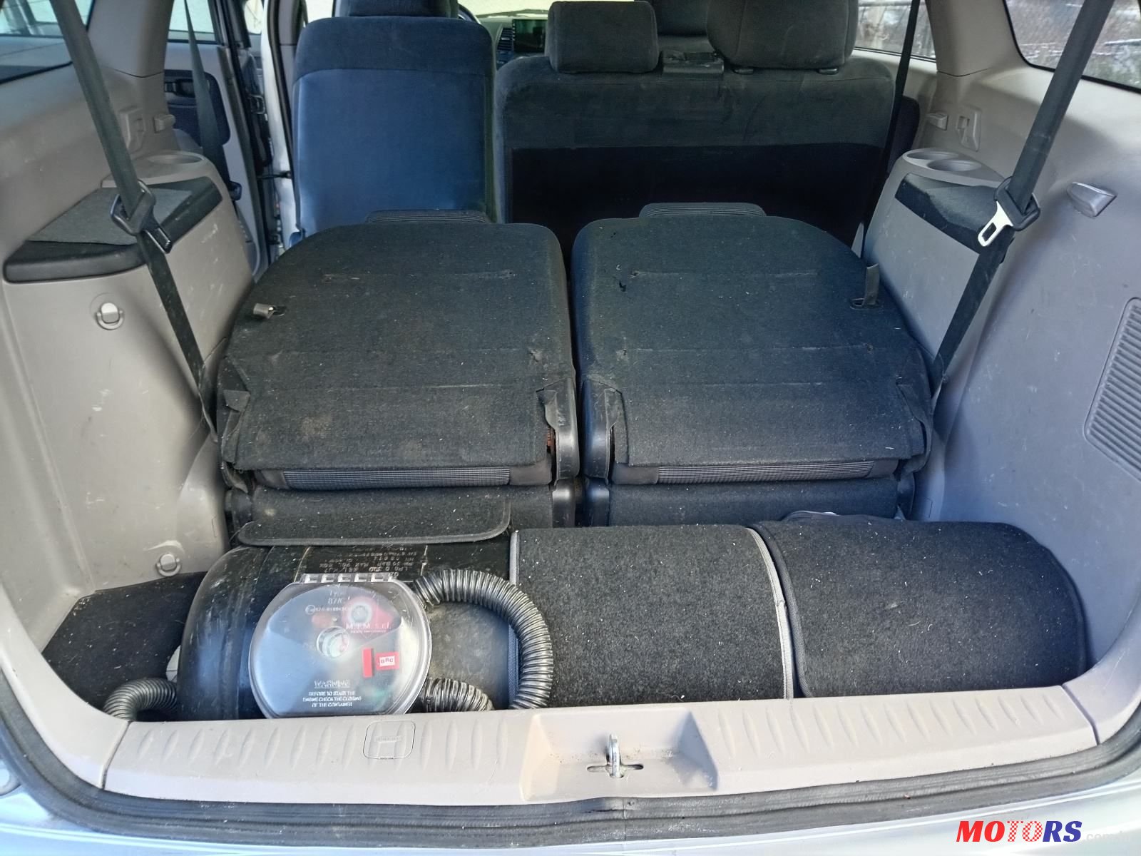 2006' Mitsubishi Grandis 2,4 photo #6