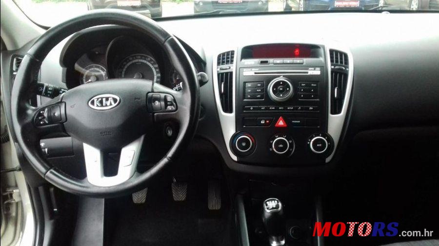 2012' Kia Pro Ceed photo #1