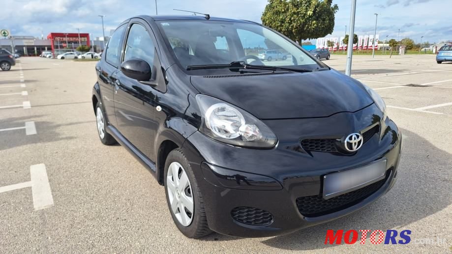 2009' Toyota Aygo 1,0 Vvt-I Cool photo #2
