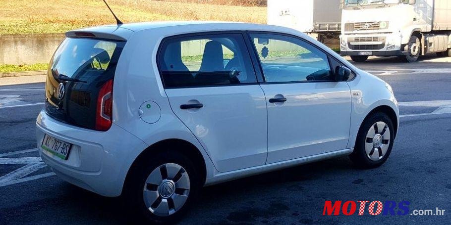 2015' Volkswagen Up! 1,0 Up! photo #1