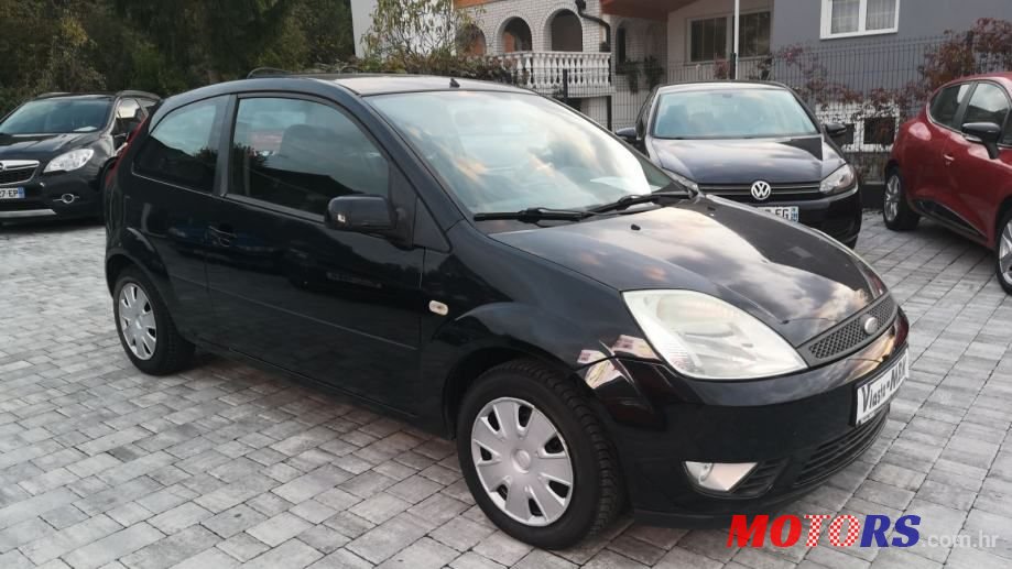 2005' Ford Fiesta photo #4