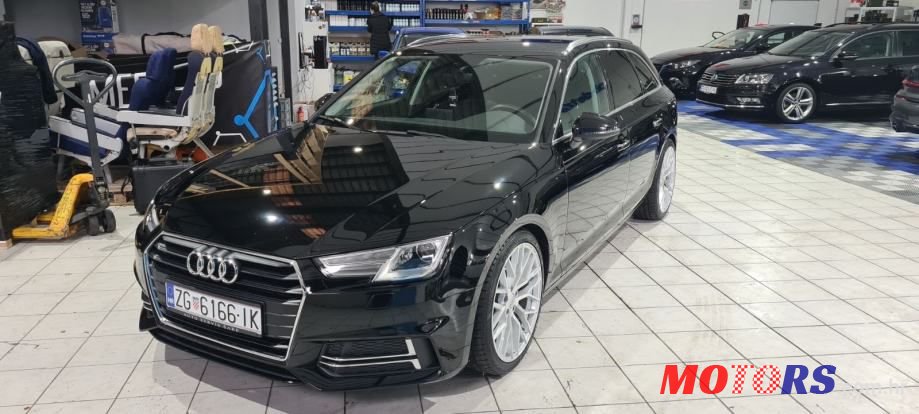 2016' Audi A4 Avant photo #1