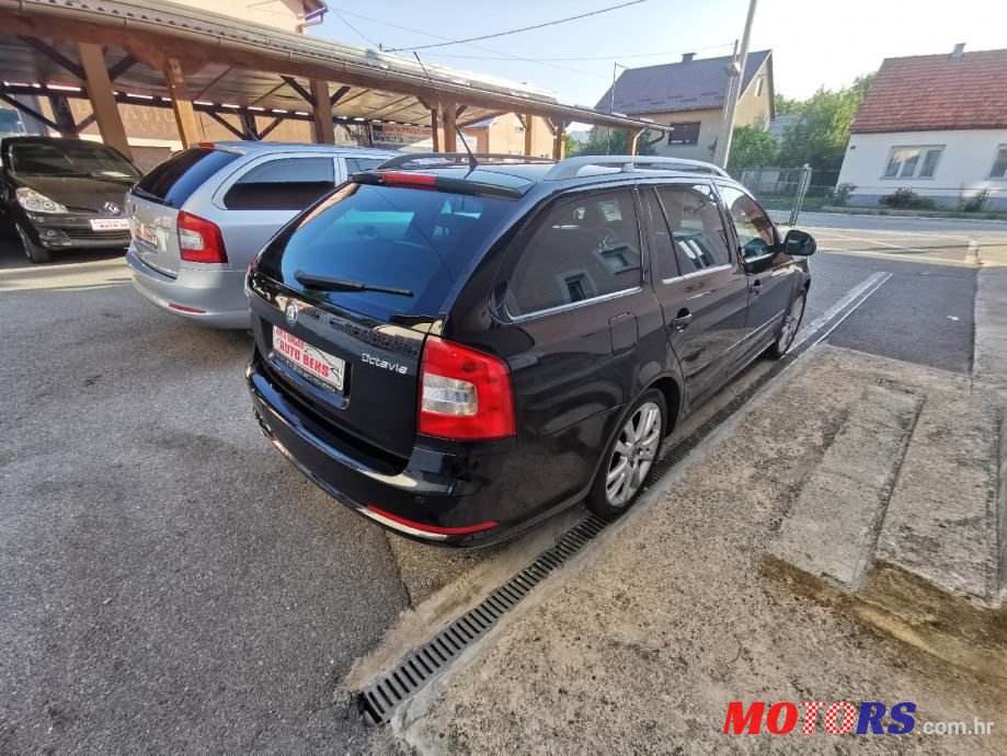 2010' Skoda Octavia Combi photo #5