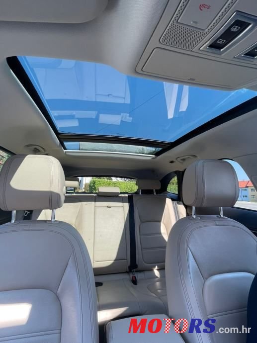 2018' Jaguar F-Pace 2.0 D photo #2