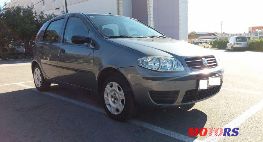 2004' Fiat Punto 1.2I-8V-Samo 110 Km photo #2