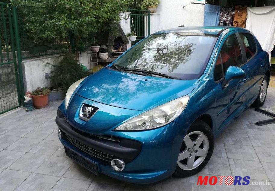 2007' Peugeot 207 Sport 1,4 16V photo #1