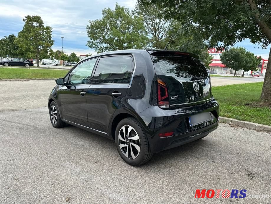 2020' Volkswagen Up! 1,0 photo #2
