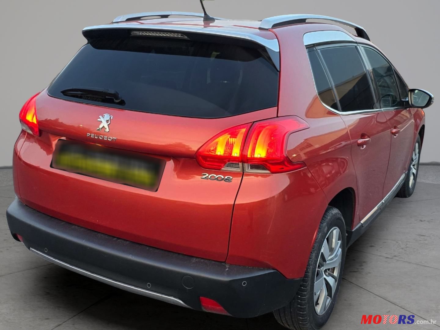 2015' Peugeot 2008 1,2 photo #4