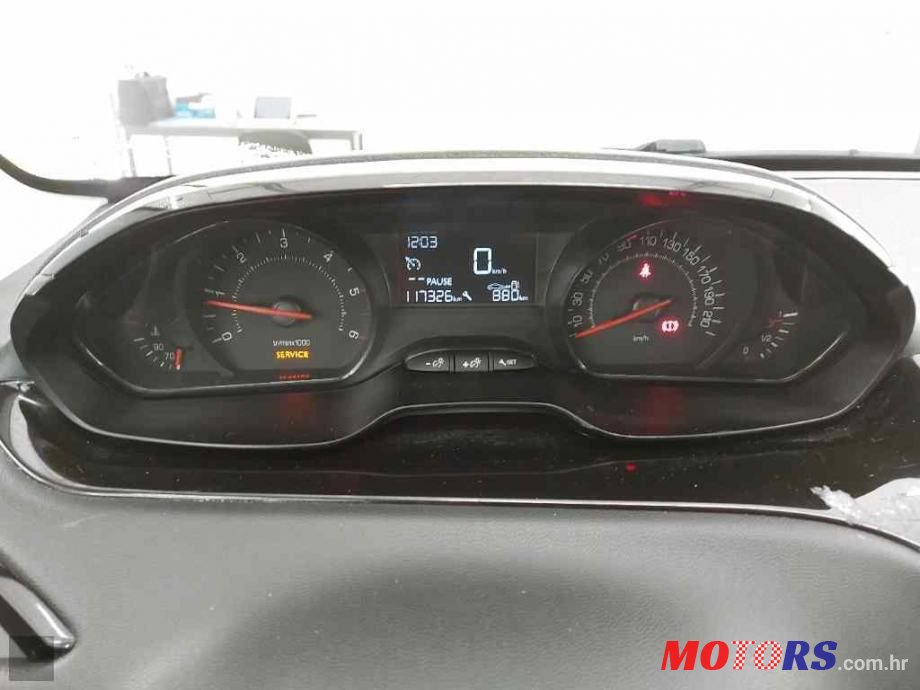 2015' Peugeot 208 1,4 Hdi photo #5