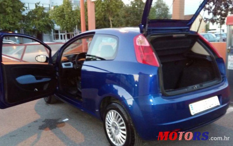 2008' Fiat Grande Punto 1,4 8V photo #1