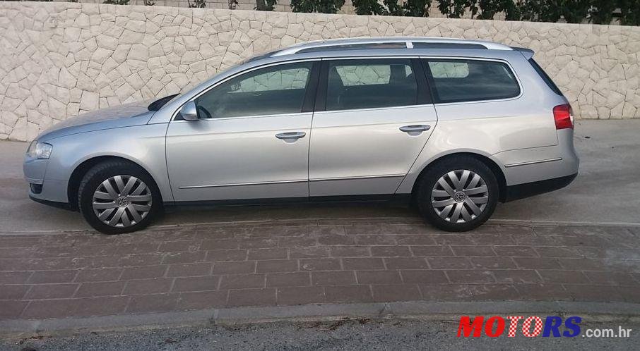 2009' Volkswagen Passat 2,0 Tdi photo #1