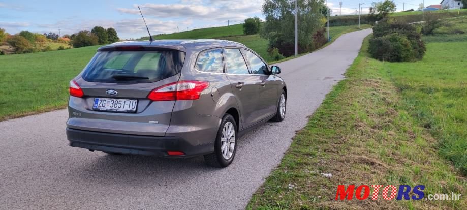 2013' Ford Focus Karavan photo #4