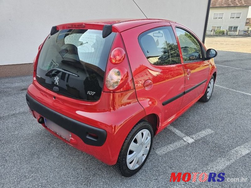 2008' Peugeot 107 1,0 photo #5