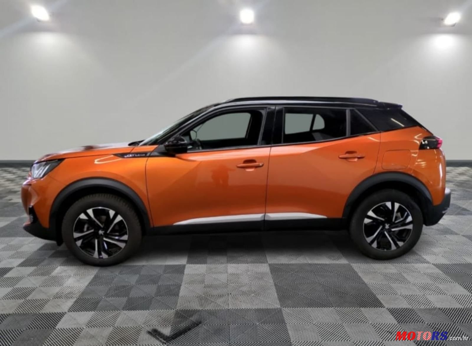 2020' Peugeot 2008 1,2 photo #6