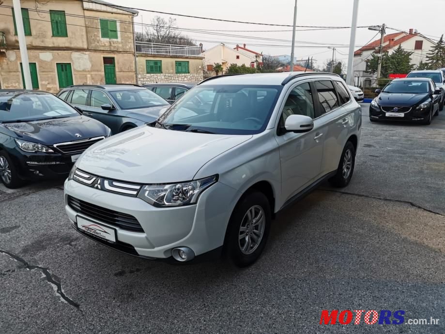 2013' Mitsubishi Outlander 2,2 Alu photo #1