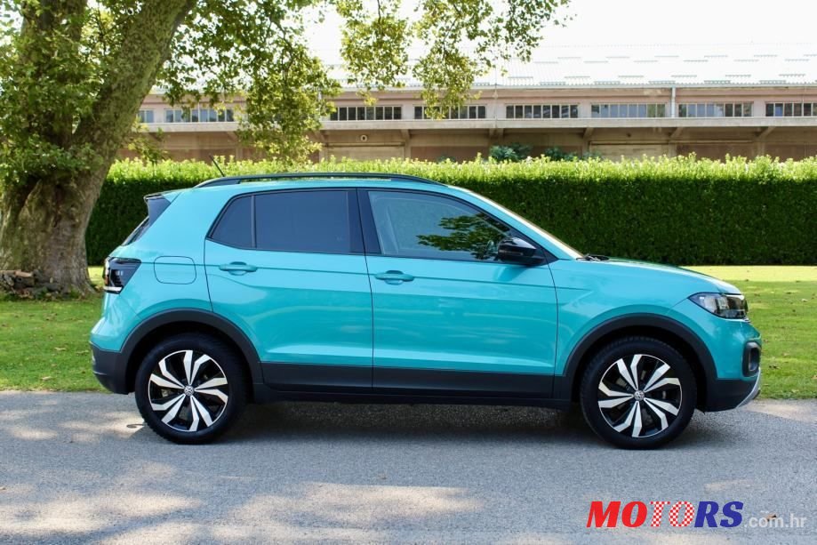 2019' Volkswagen T-Cross 1,0 Tsi photo #2