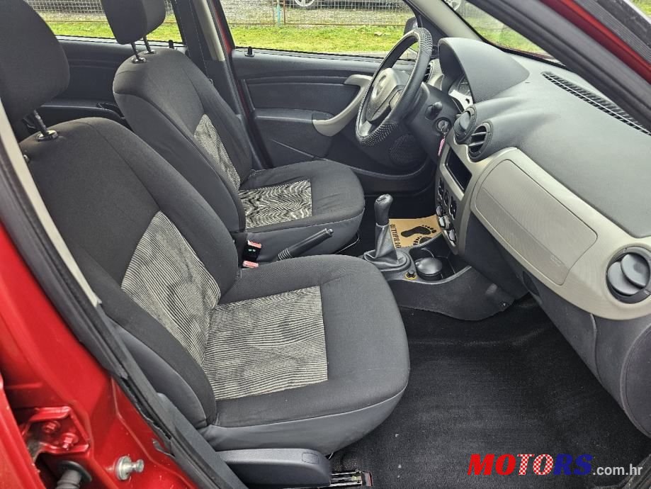 2009' Dacia Sandero 1,4 photo #6