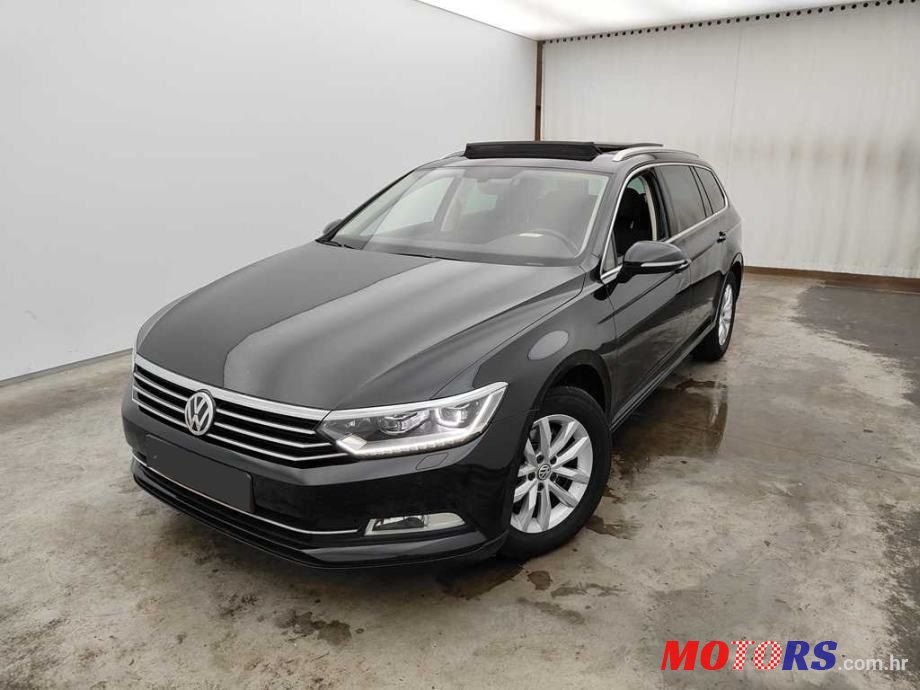 2018' Volkswagen Passat photo #1