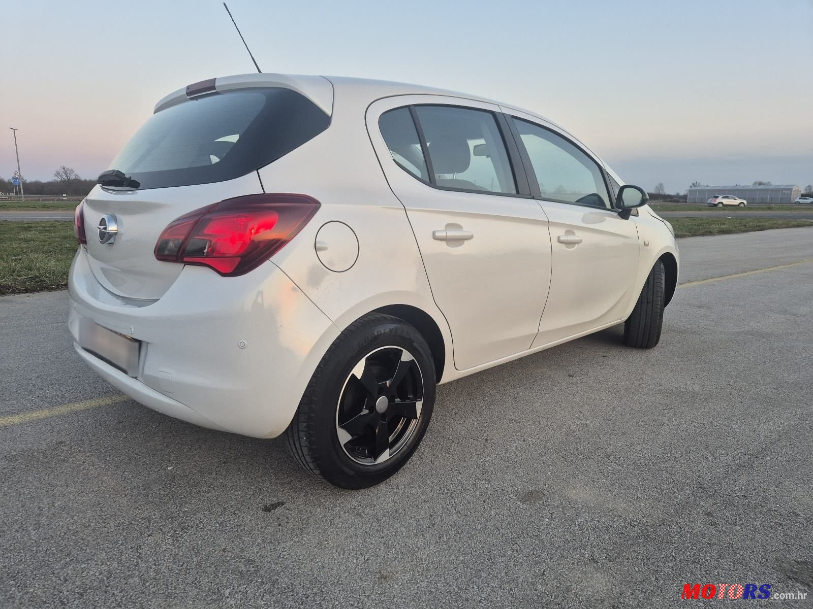 2017' Opel Corsa 1,4 Lpg photo #6