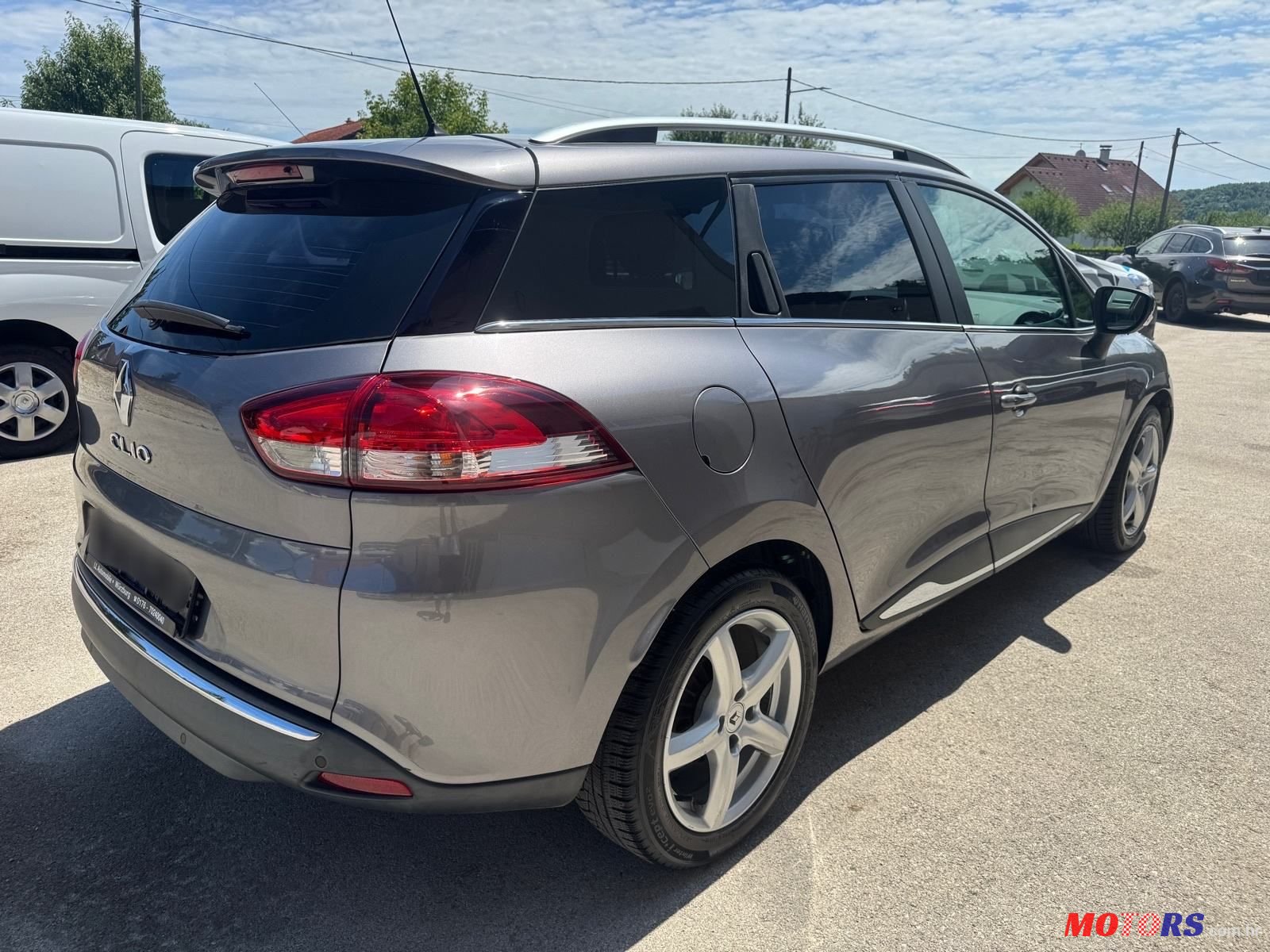 2015' Renault Clio Dci 90 Edc photo #6