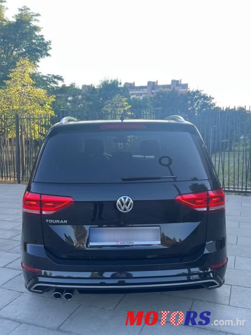 2017' Volkswagen Touran 2,0 Tdi photo #5