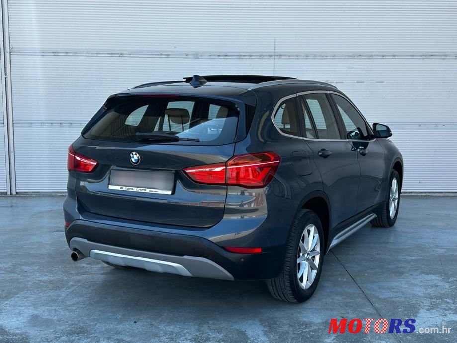 2017' BMW X1 Sdrive18D photo #5