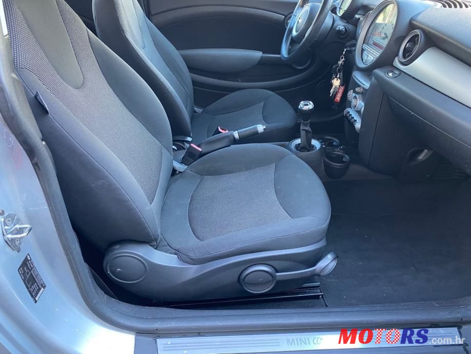 2007' MINI Cooper 1.6 photo #6
