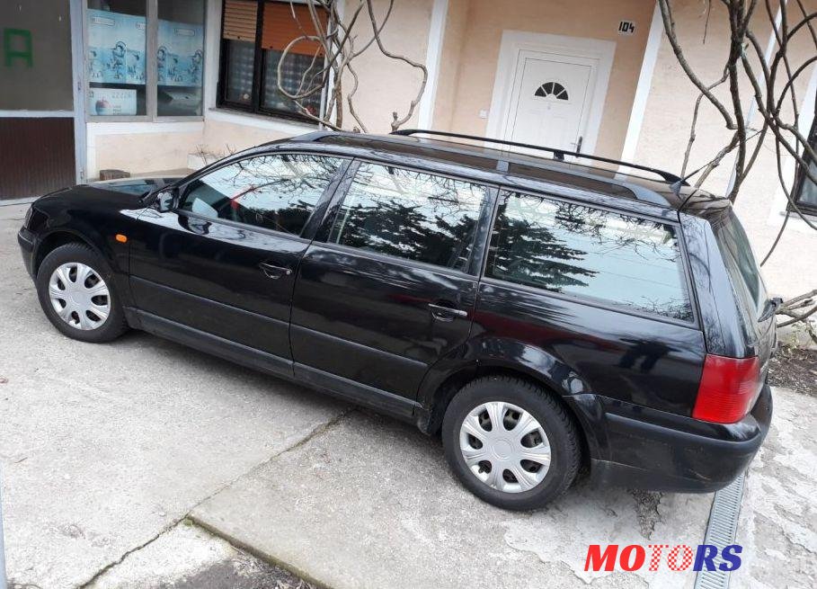 1998' Volkswagen Passat Variant photo #1