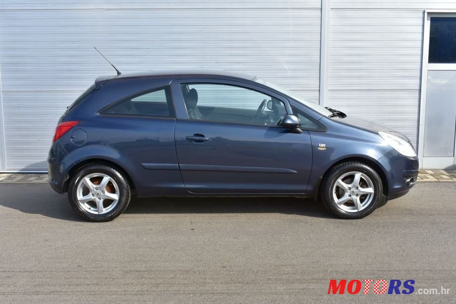 2007' Opel Corsa 1.2 photo #2