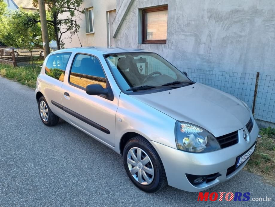 2009' Renault Clio 1,2 photo #2