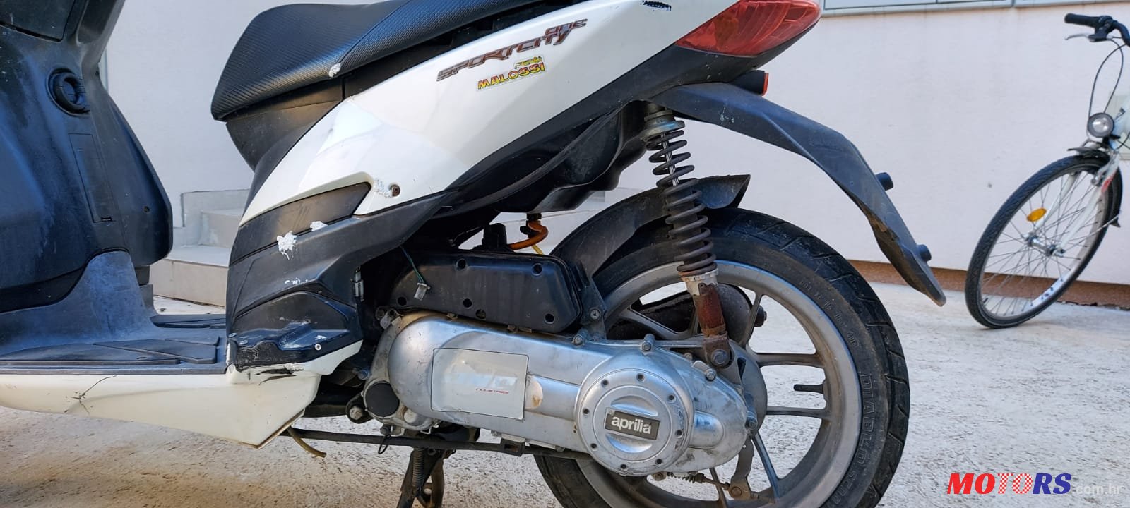 2010' Aprilia photo #4