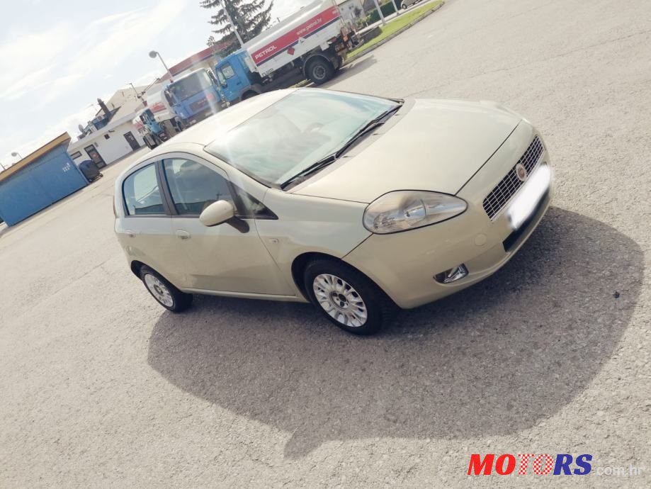 2007' Fiat Grande Punto photo #3