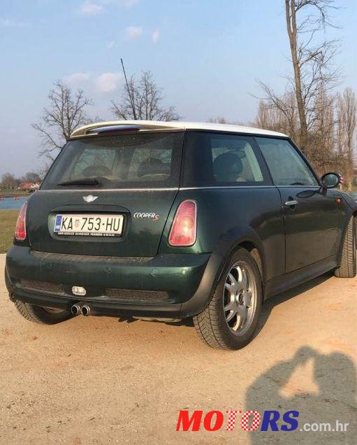 2004' MINI Cooper Cooper photo #2