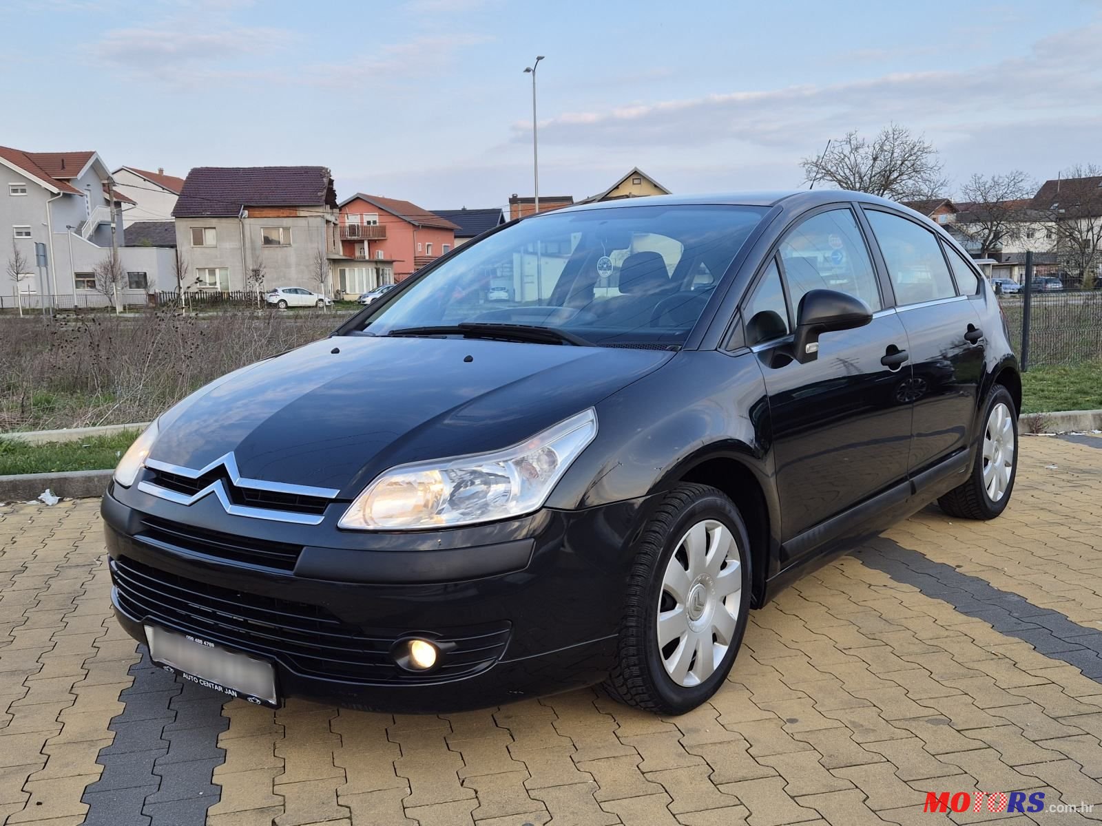 2006' Citroen C4 1,6 I 16V Sx photo #1