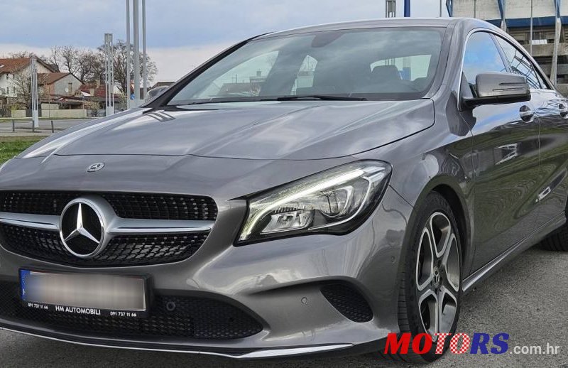 2017' Mercedes-Benz Cla Klasa 200 D photo #3