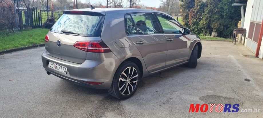 2013' Volkswagen Golf 7 photo #3