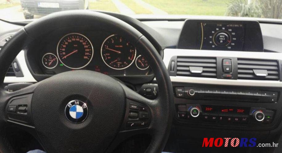 2013' BMW Serija 3 Touring 316D photo #2