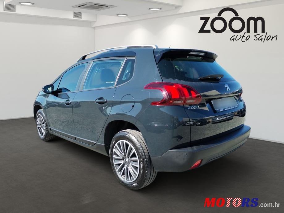 2019' Peugeot 2008 photo #4