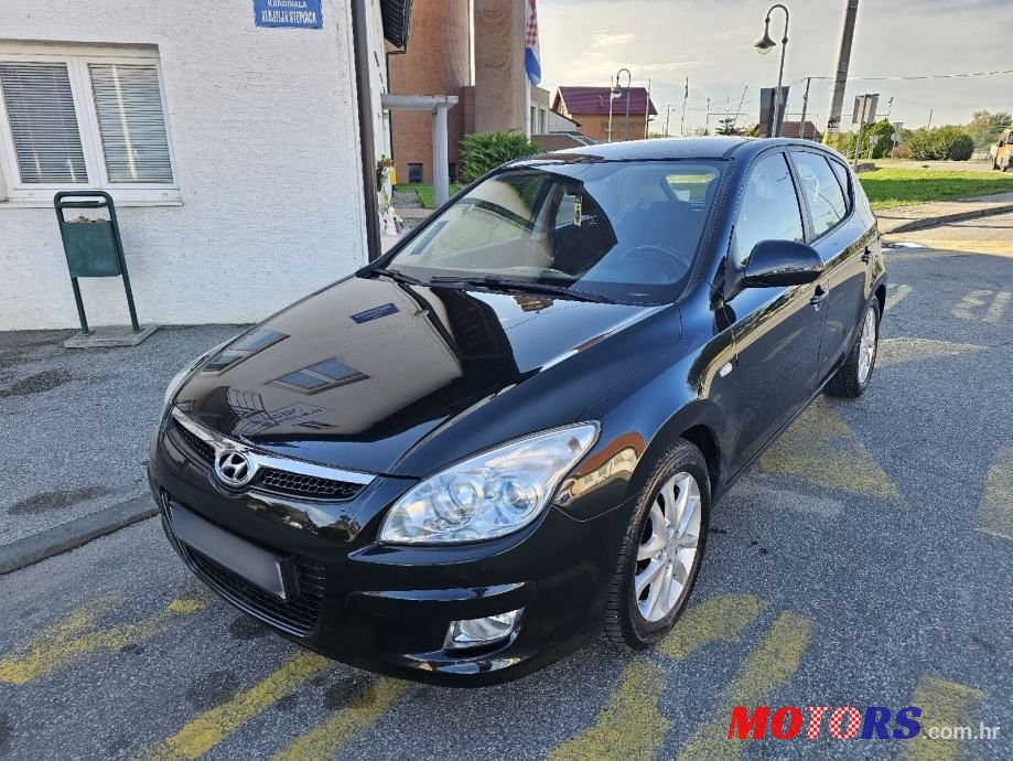 2008' Hyundai i30 photo #5